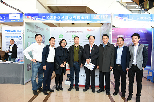 新港澳2025年免资料费大全