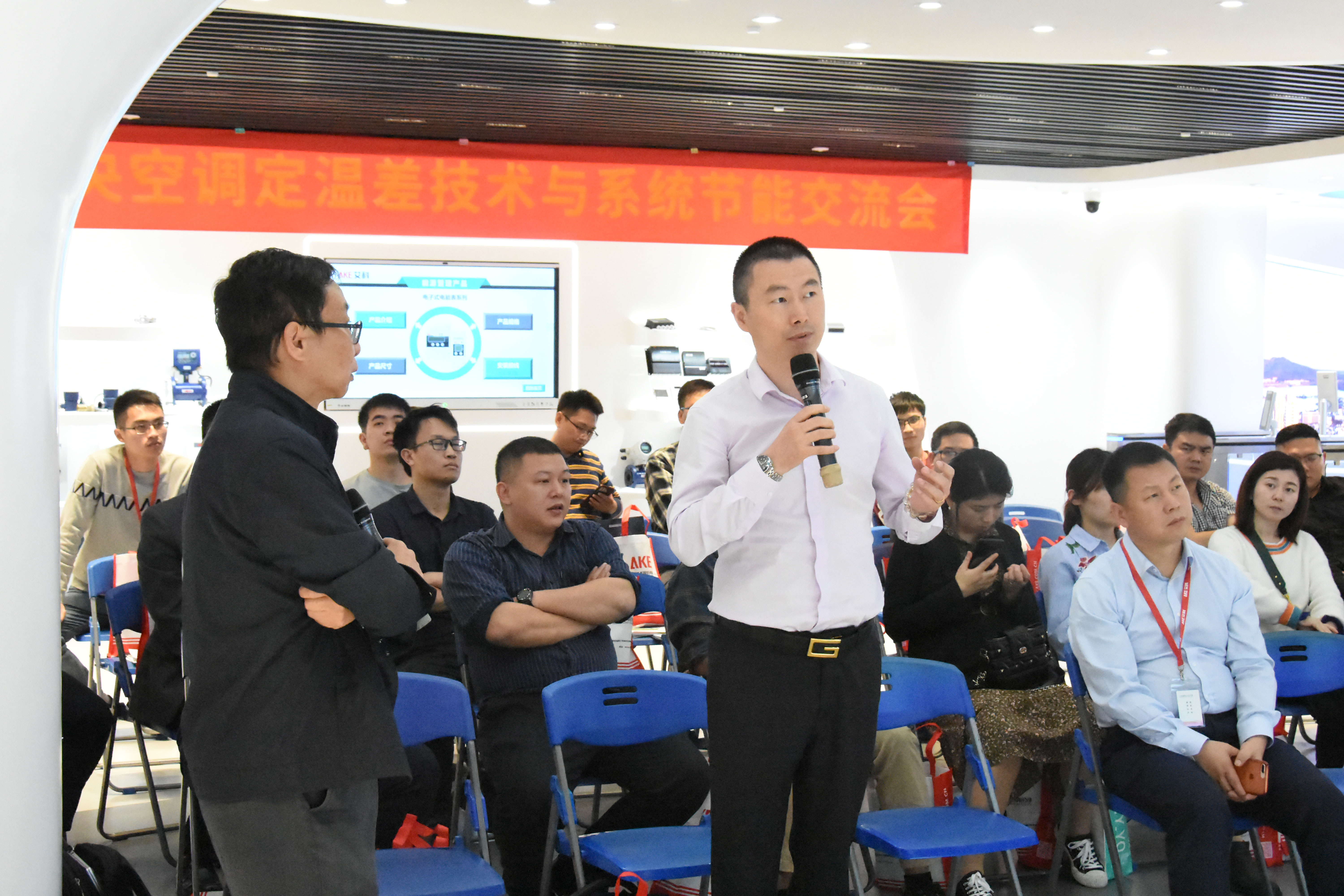 新港澳2025年免资料费大全