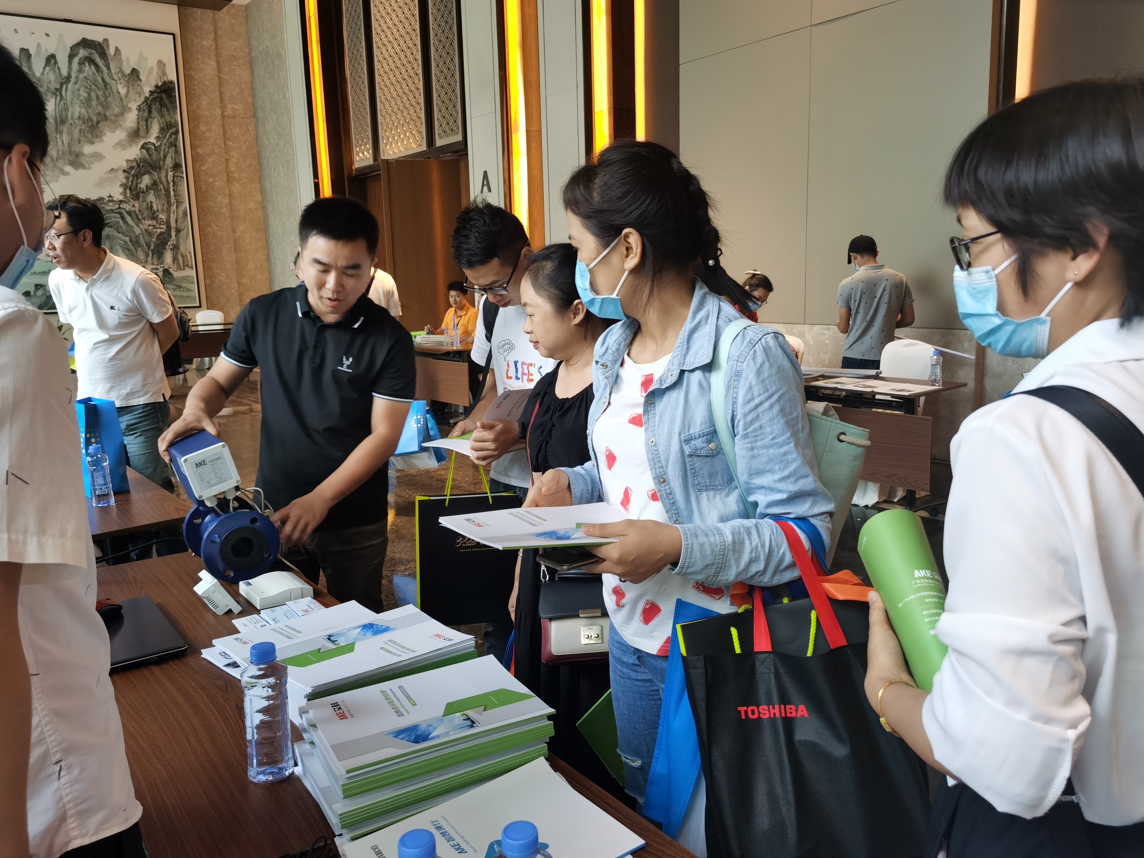 新港澳2025年免资料费大全