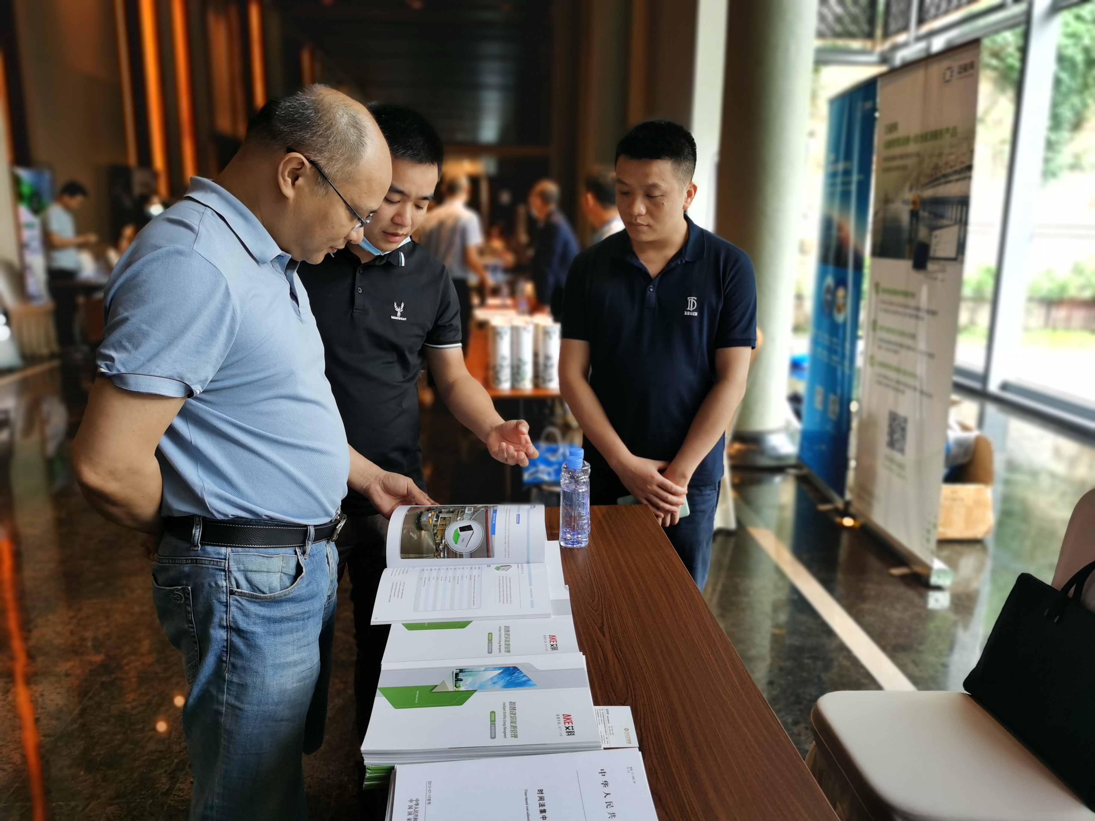 新港澳2025年免资料费大全