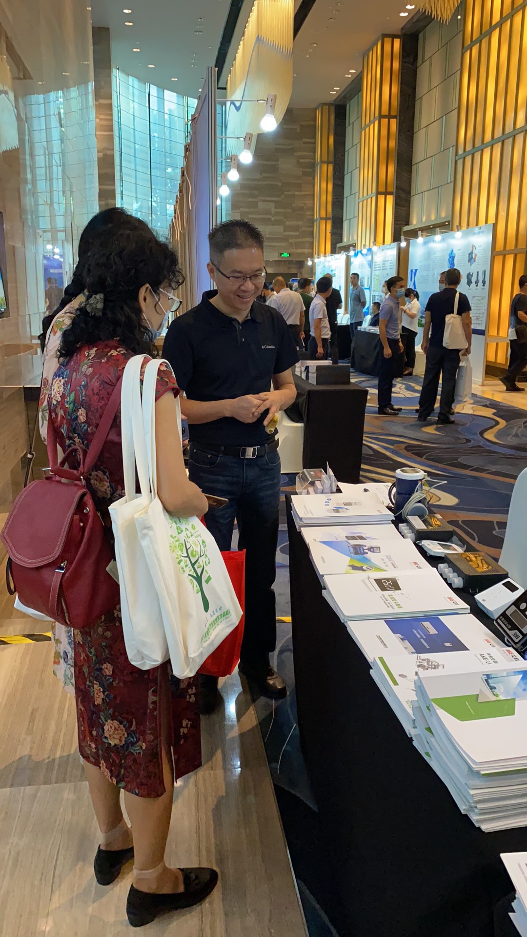 新港澳2025年免资料费大全