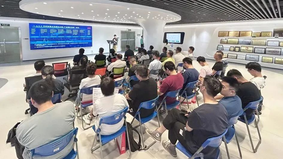 新港澳2025年免资料费大全