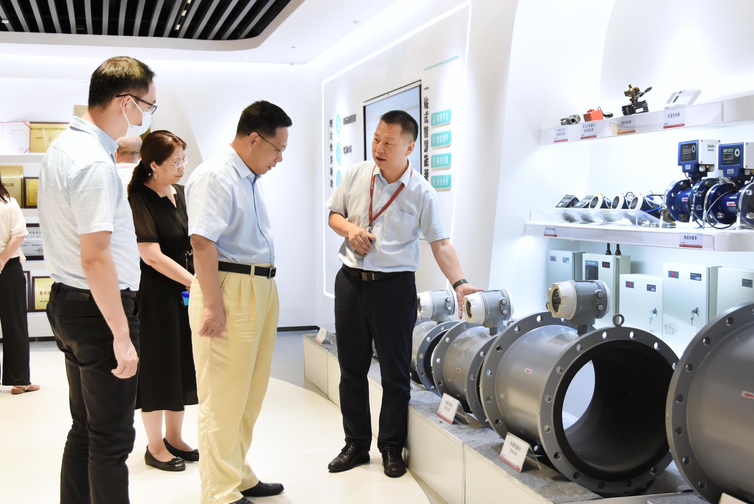 新港澳2025年免资料费大全