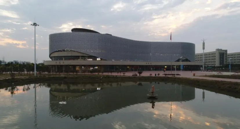 新港澳2025年免资料费大全